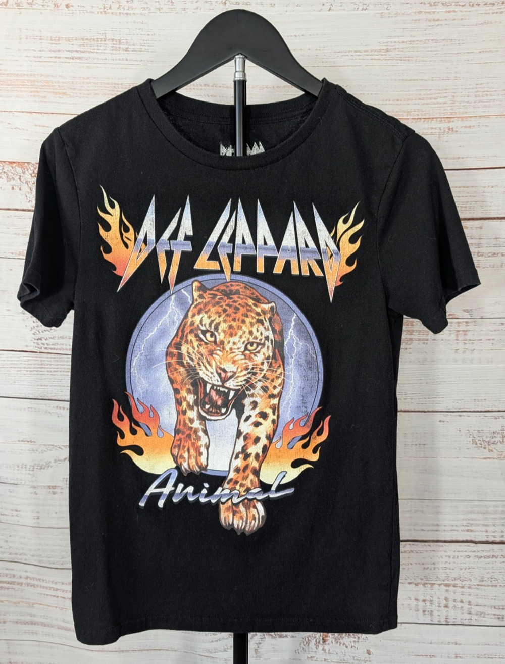 Def Leppard Animal Graphic T Shirt Small Black Flame Cheetah Band Tee Vintage